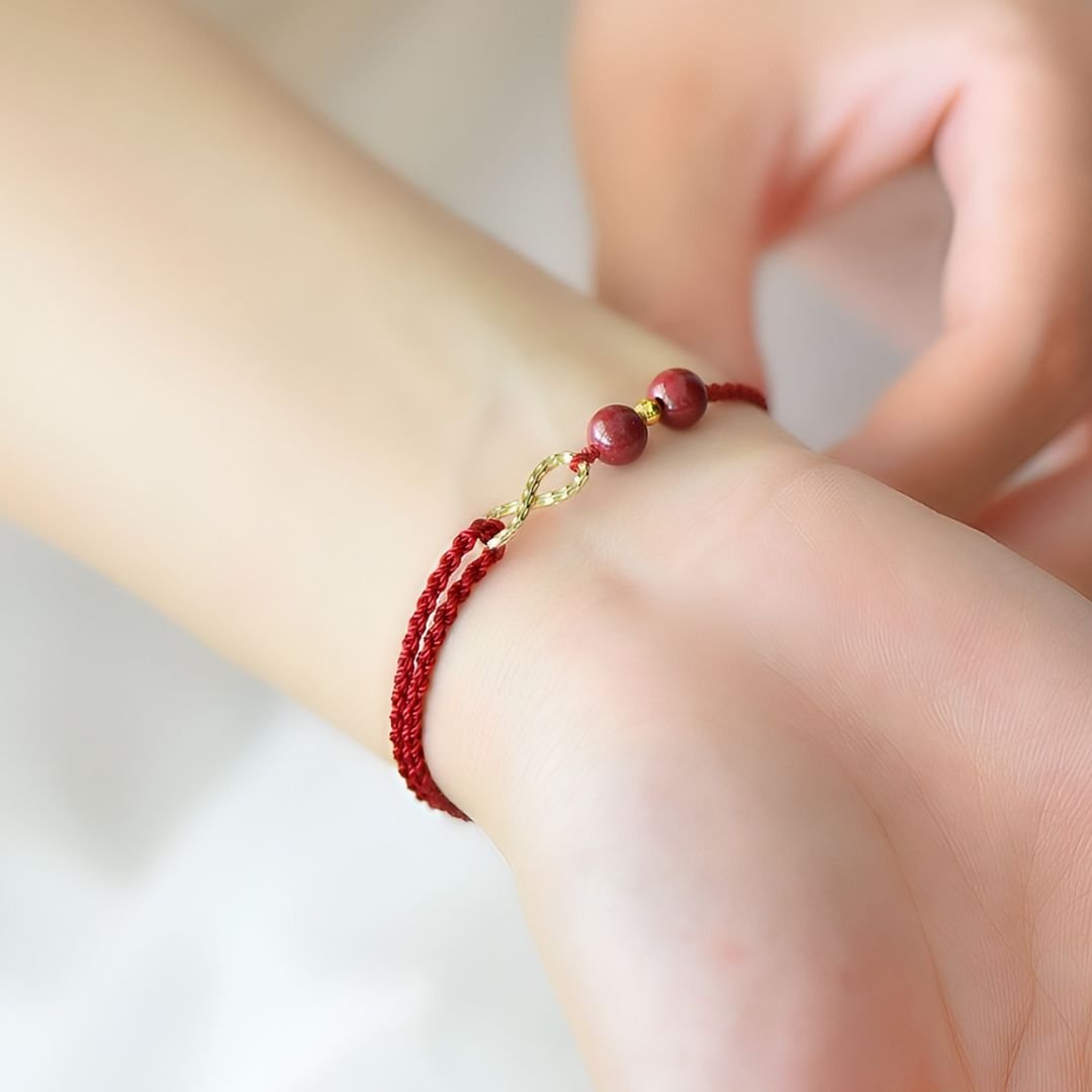 Pulsera de hilo rojo - Moroveta